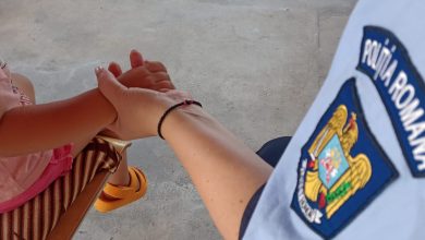 polițiștii transmit informații siguranță
